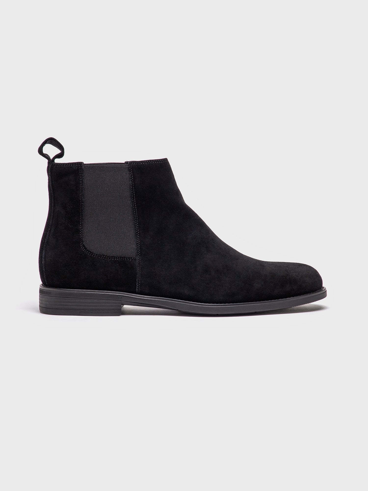 sneakers / Black Smart Boots