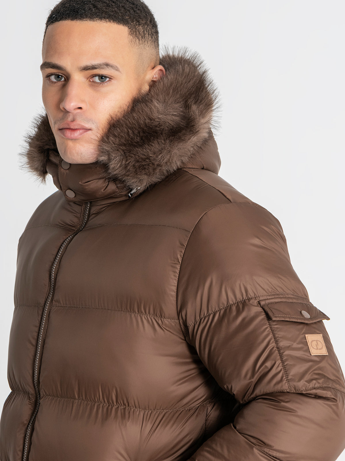 Chaqueta Puffer Marrón GK