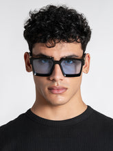 sunglasses / Black Sky Square Sunglasses