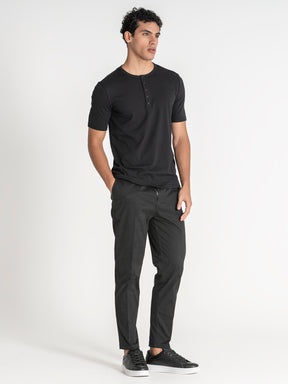 t-shirts / Black Button Henley Tee