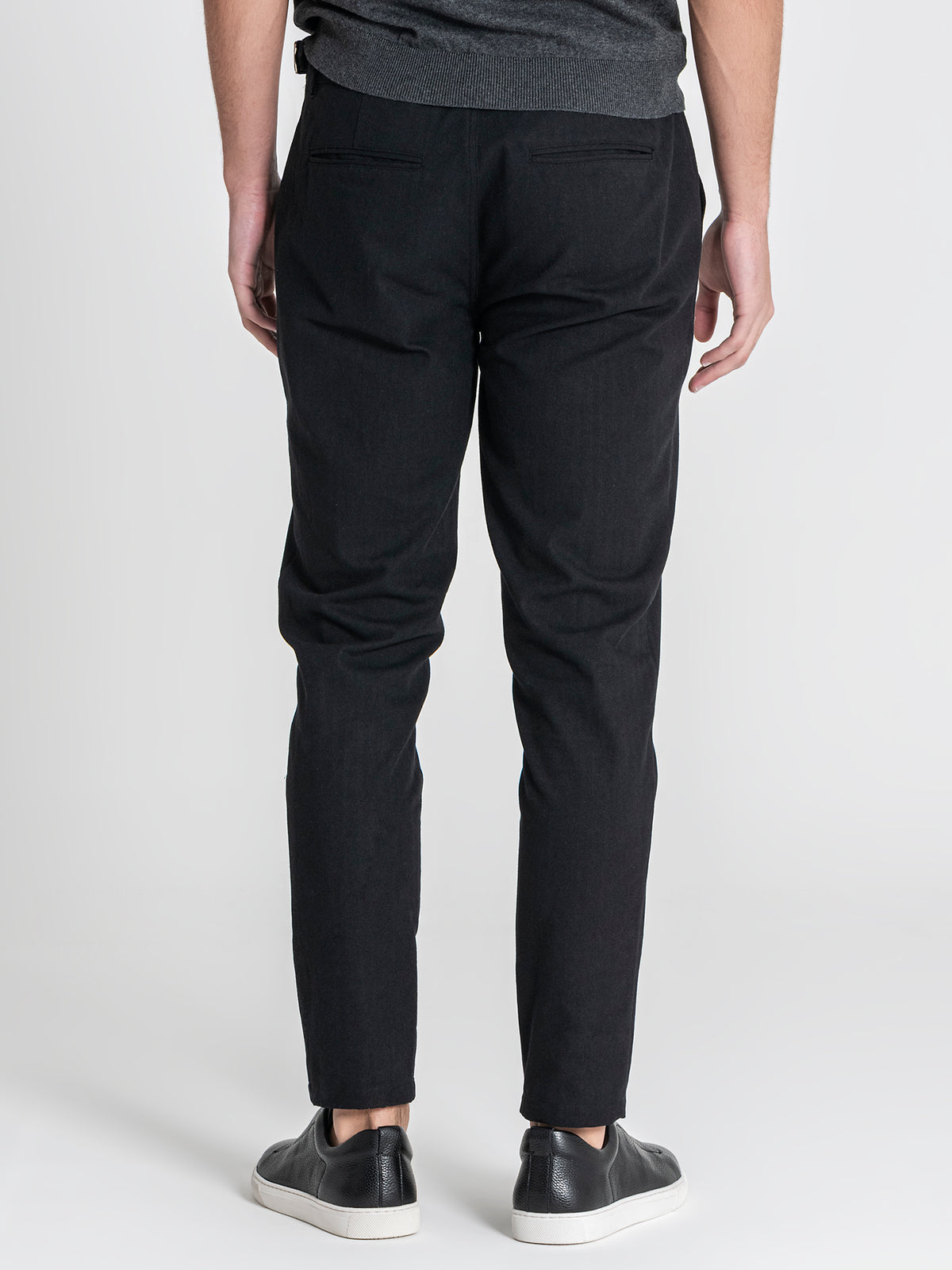 pants / Black Pleated Chino Pants