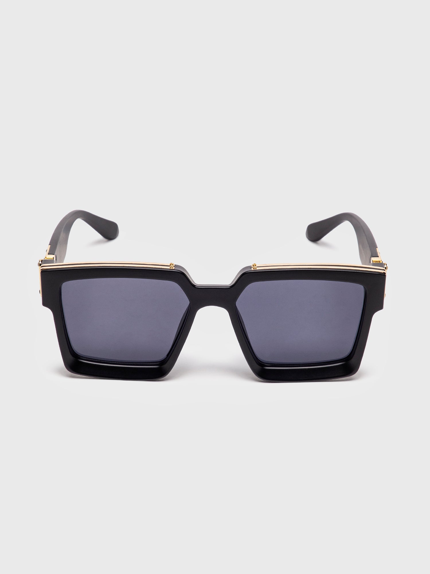 sunglasses / Black Matte Square Sunglasses