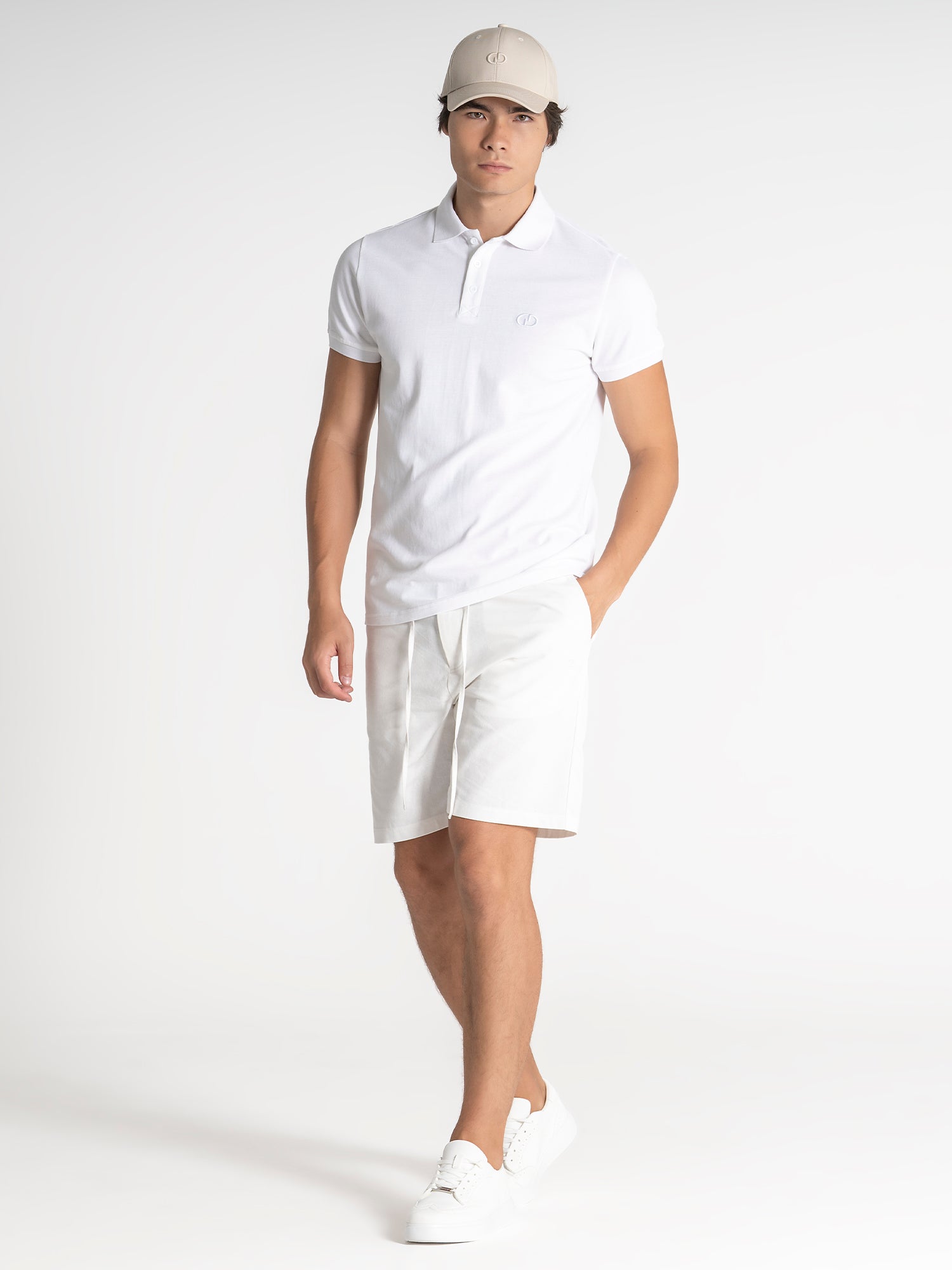 polos / White Essence Polo