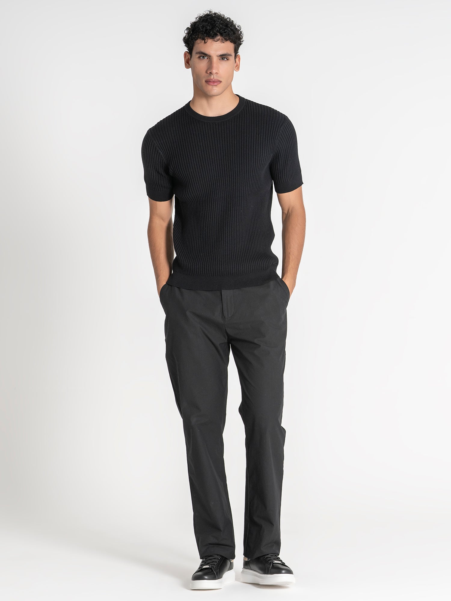 t-shirts / Black Ribbed Knit Tee