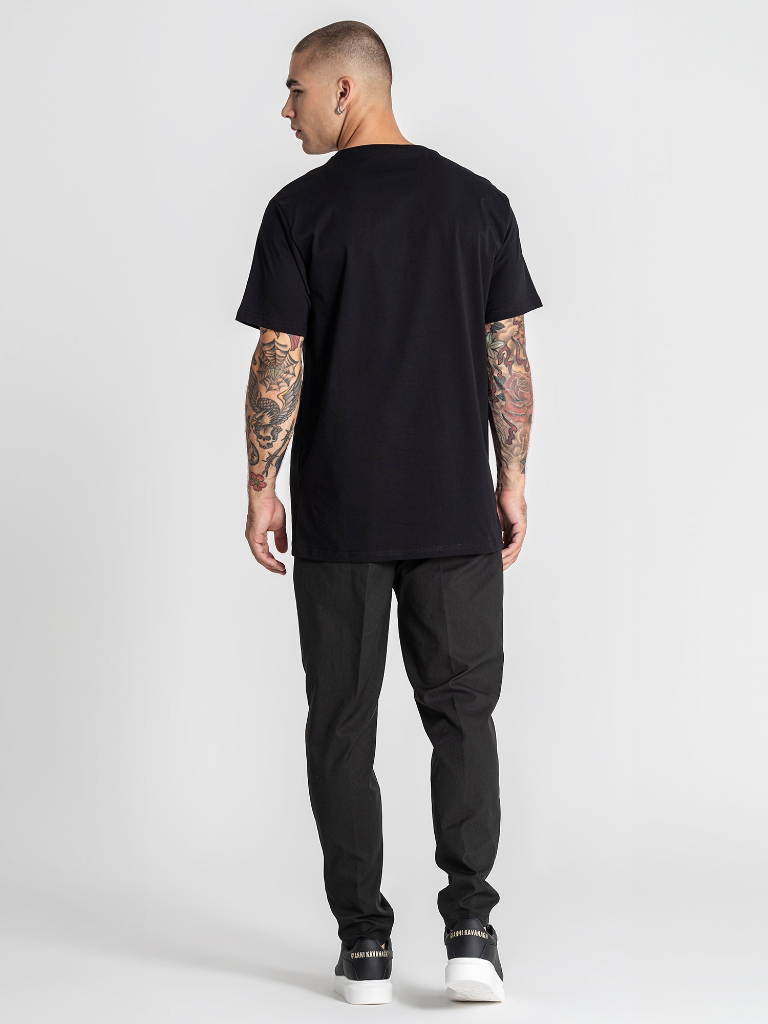 t-shirts / Black Statement Tee