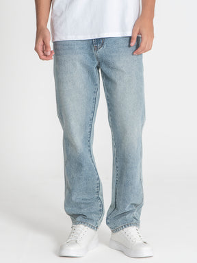 jeans / Light Blue Wash Jeans