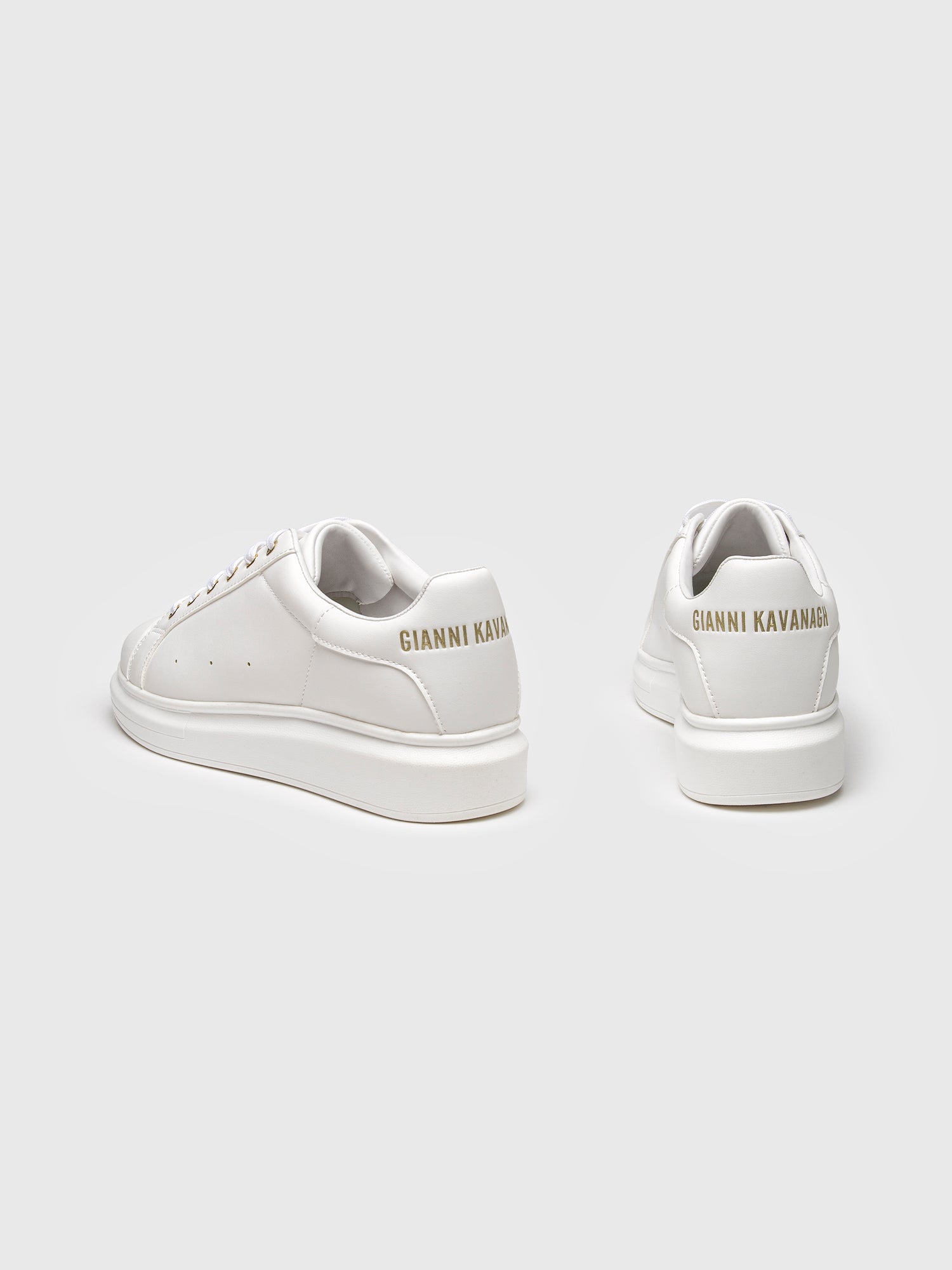 sneakers / White Core Upscale Sneakers