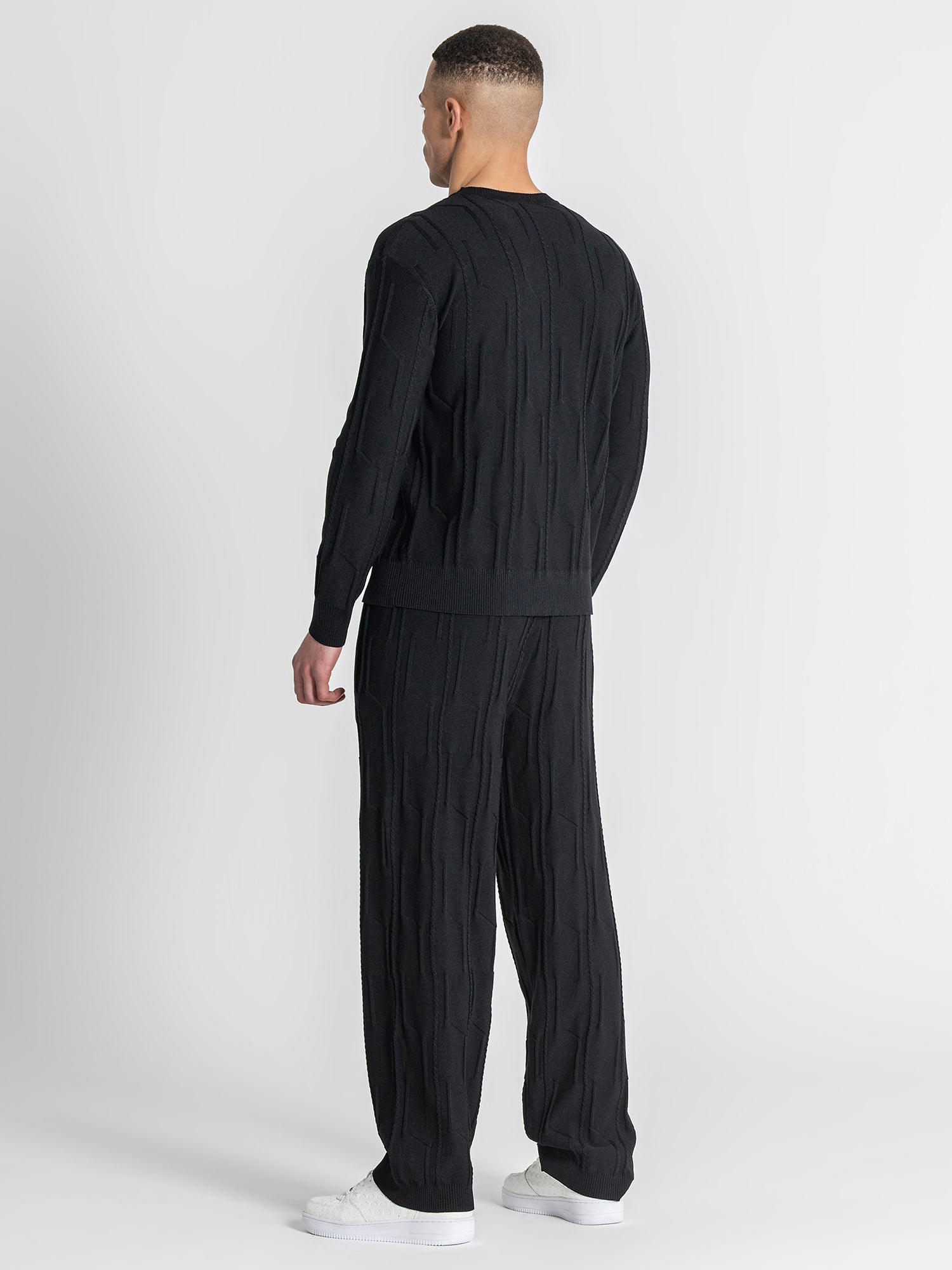 sweats / Black G Knit Sweater