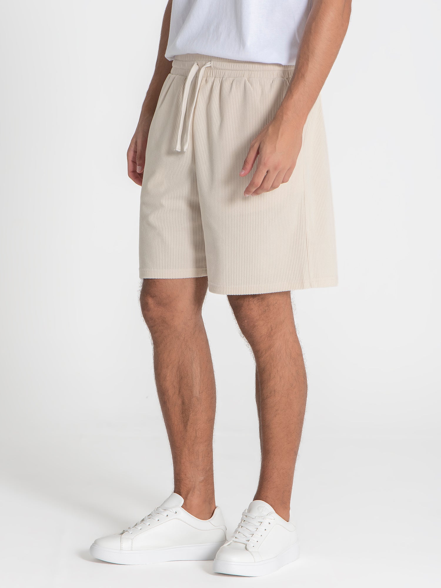 shorts / Beige Crease Shorts