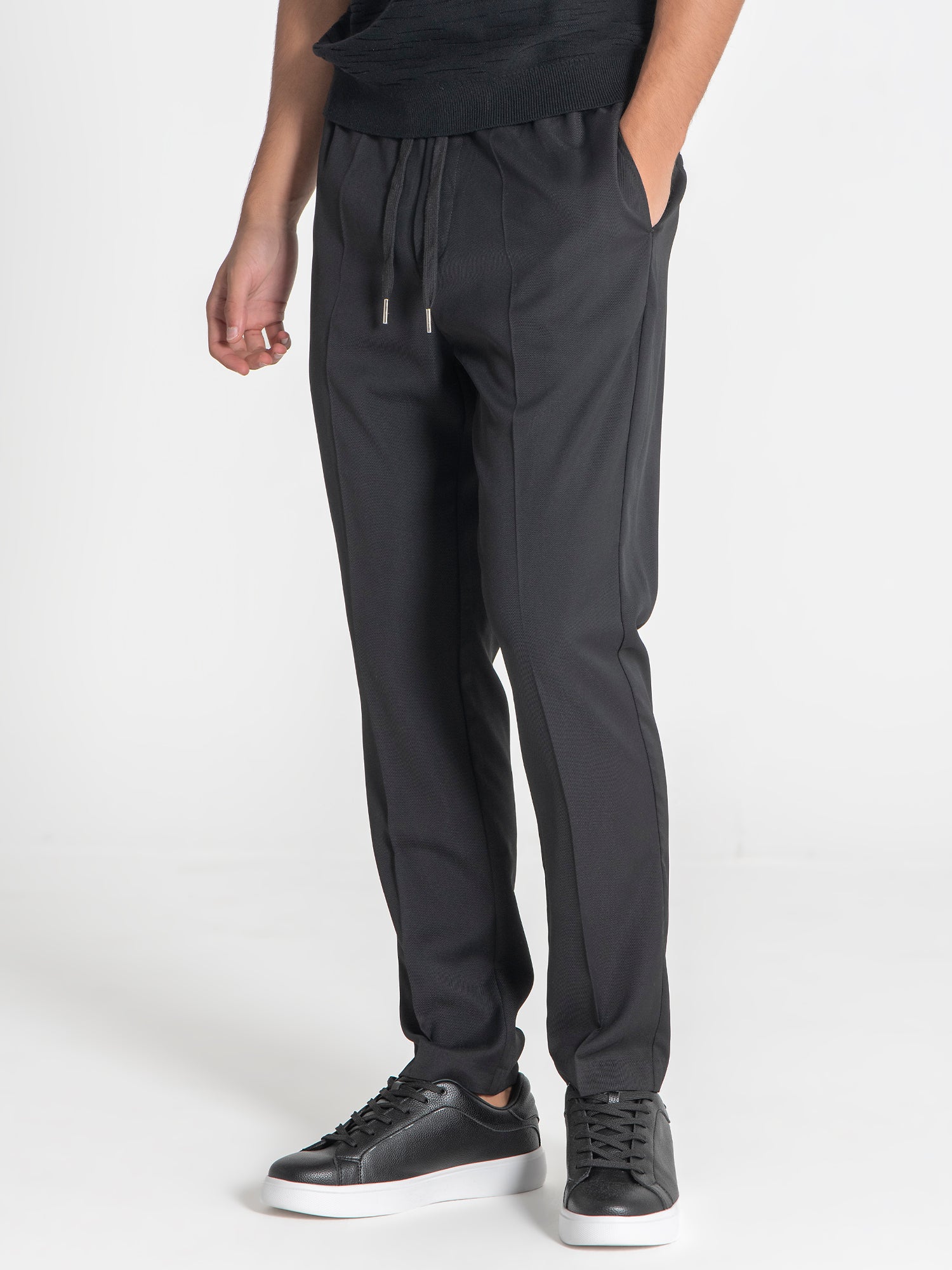 pants / Black Drawstring Pants