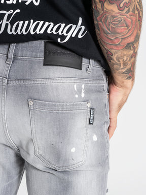 jeans / Grey Rock Slim Fit Jeans