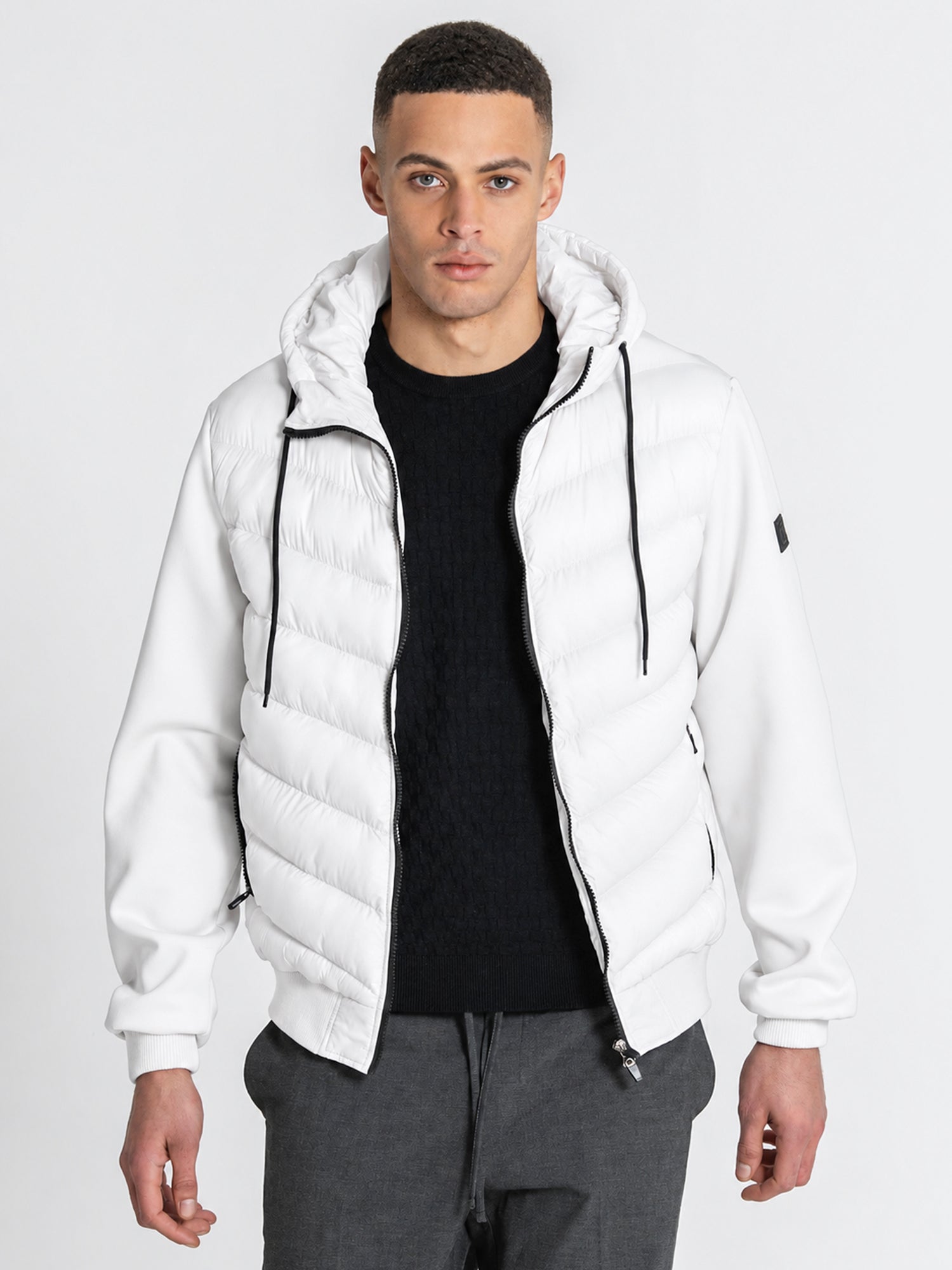 jackets / White Aero Hoodie Jacket