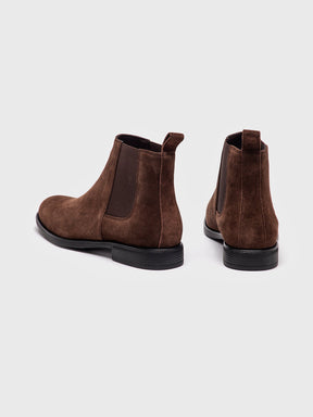 sneakers / Brown Smart Boots