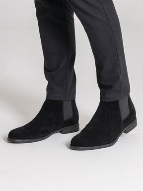 sneakers / Black Smart Boots
